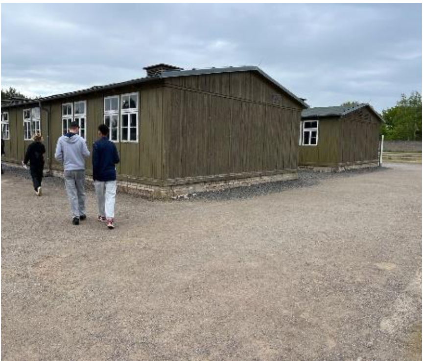 Mehr über den Artikel erfahren 9.21 und 9.23 in der Gedenkstätte Sachsenhausen